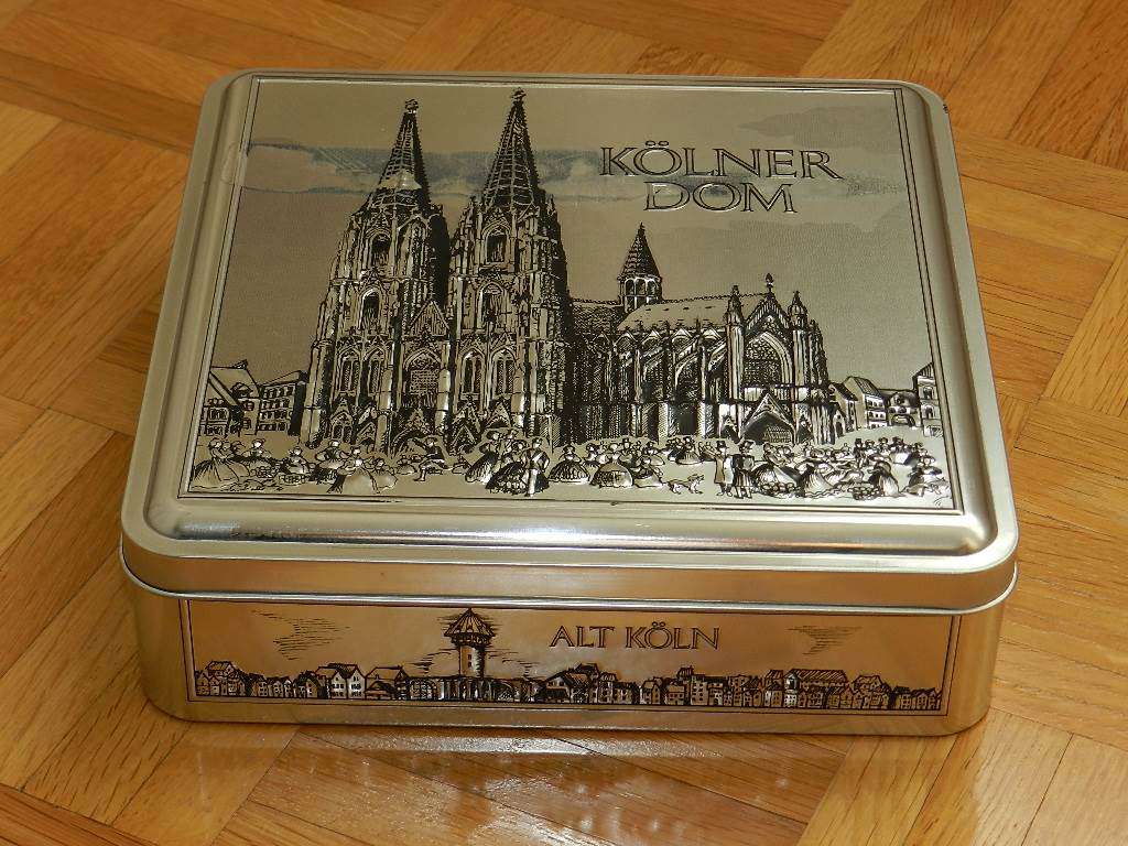 Cookie tin with Cologne cathedral