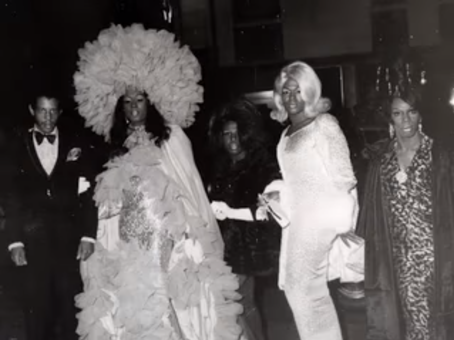 Attendees of the SF New Year's Eve ball