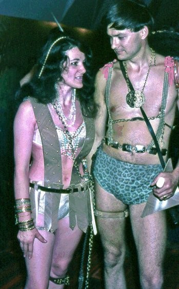 Winners of the Most Authentic Heroic Fantasy costume, Ian and Betty Peters as John Carter and Dejah Thoris (Image via fiawol.org.uk)