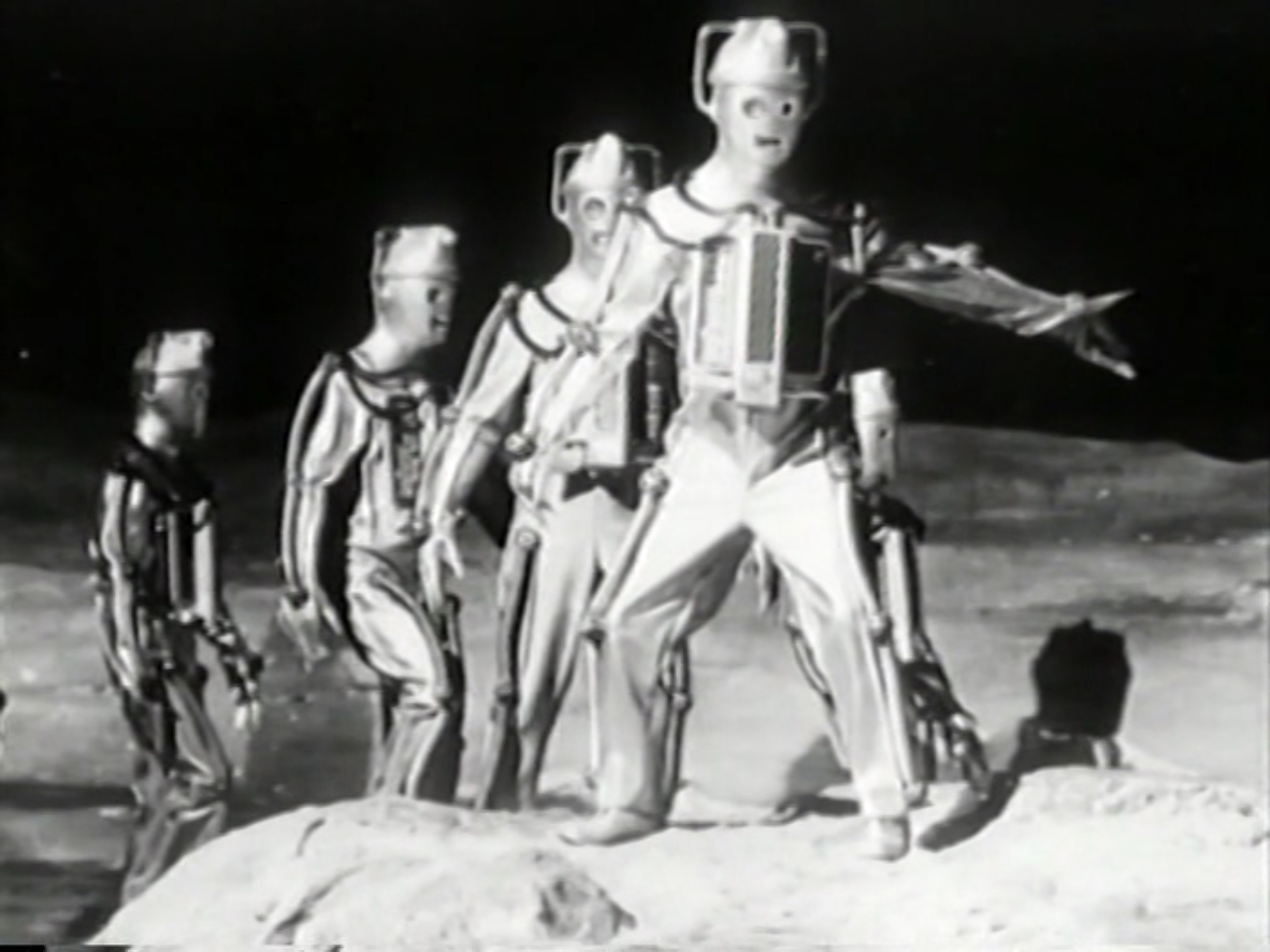 A group of cybermen