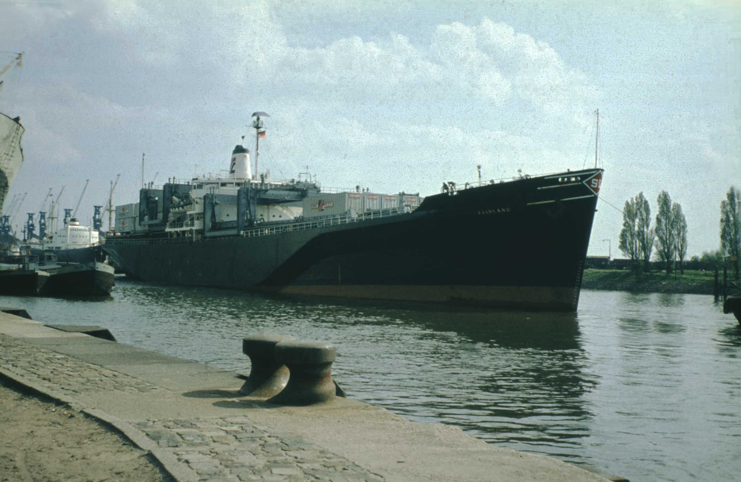 Fairland in Bremen port