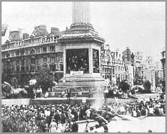 A photo of a protest at Trafalgar Square during the Free Radio rally