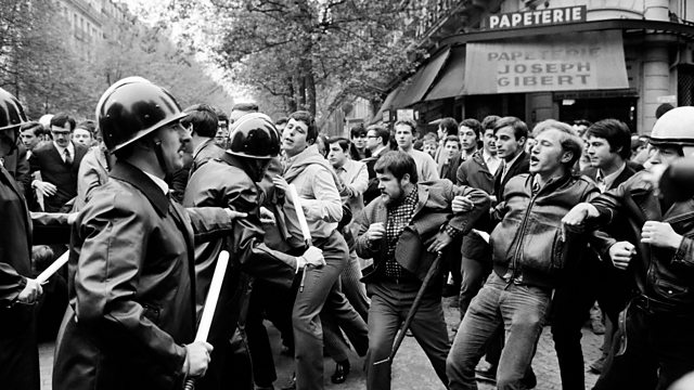 Police versus protesters in Paris